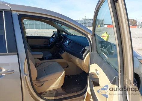 2015 Kia Sedona Lx из США, поврежденный, VIN KNDMB5C15F6043946